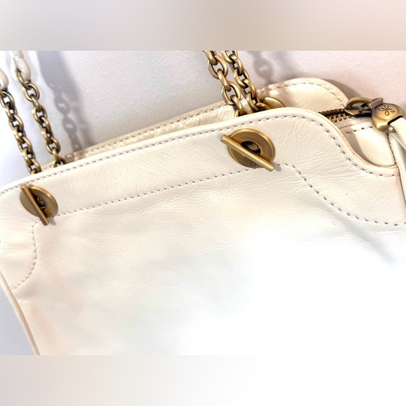 HOBO Refine Double Strap Shoulder Bag - Latte Cream with Gold Hardware - Picture 13 of 17